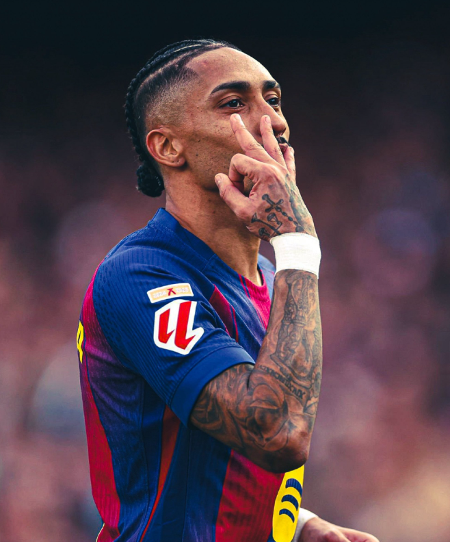 KAIYUN下载app-拉菲尼亚帽子戏法，巴萨5-2复仇塞维利亚，主场14连胜造西甲神迹